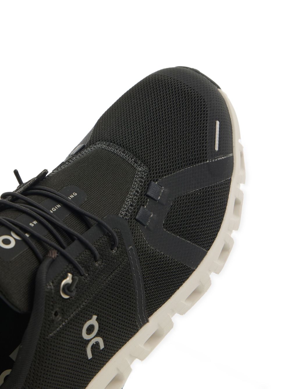 On Running Cloud 6 Sneakers