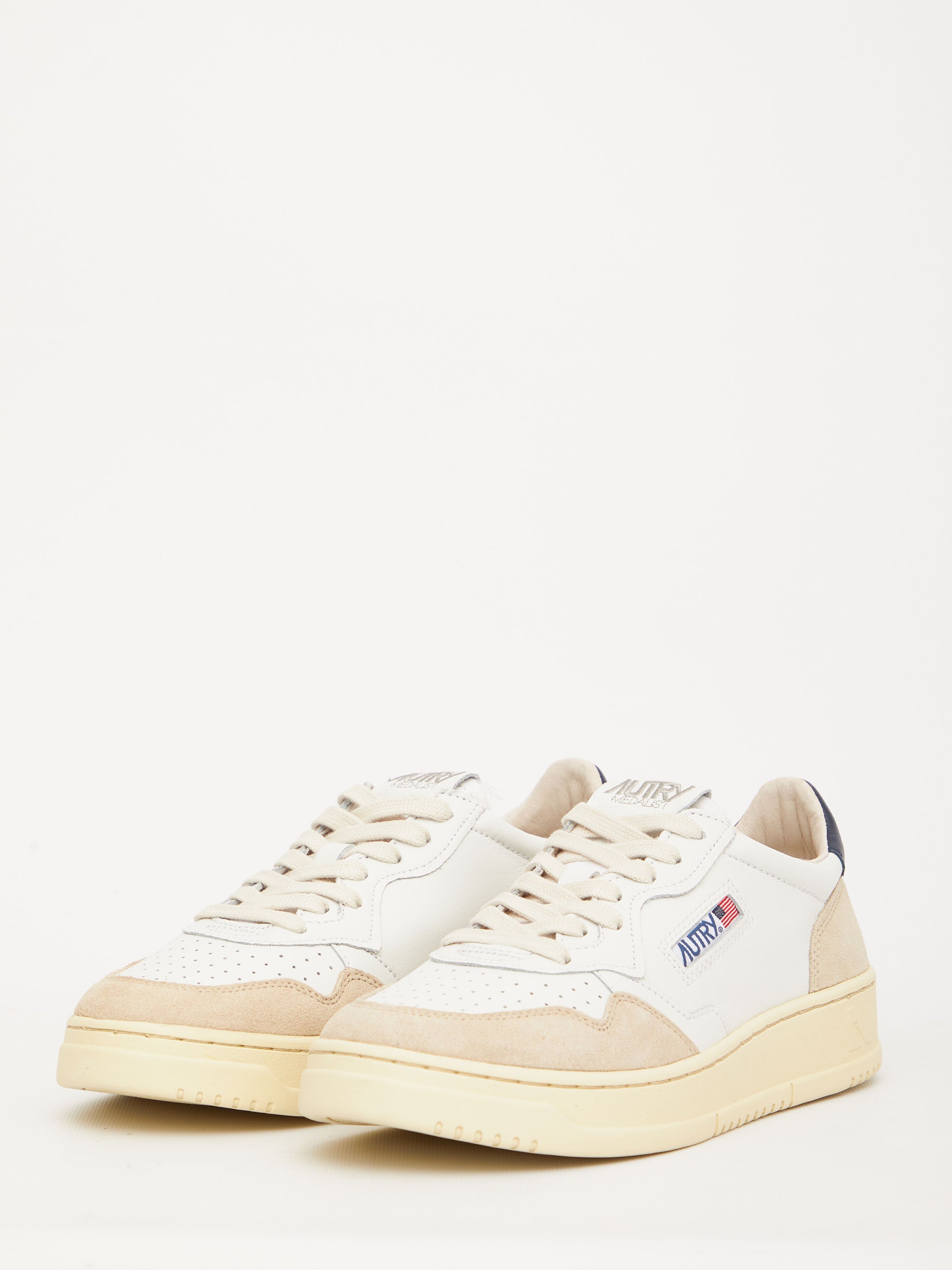 Autry Medalist White/Blue Leather Trainer
