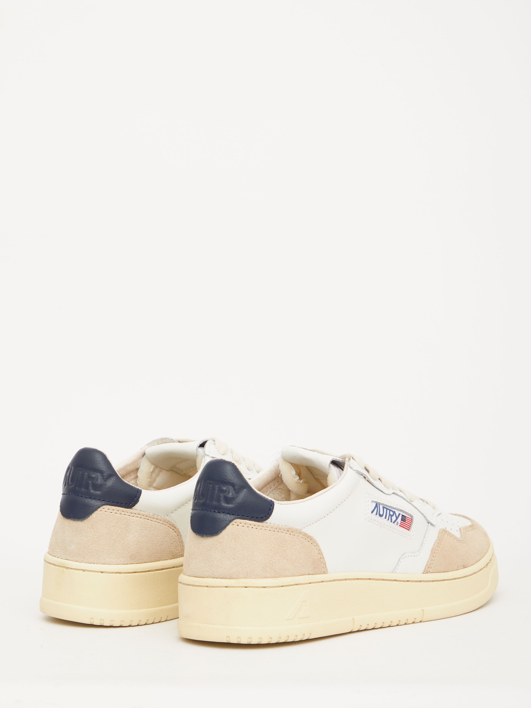 Autry Medalist White/Blue Leather Trainer