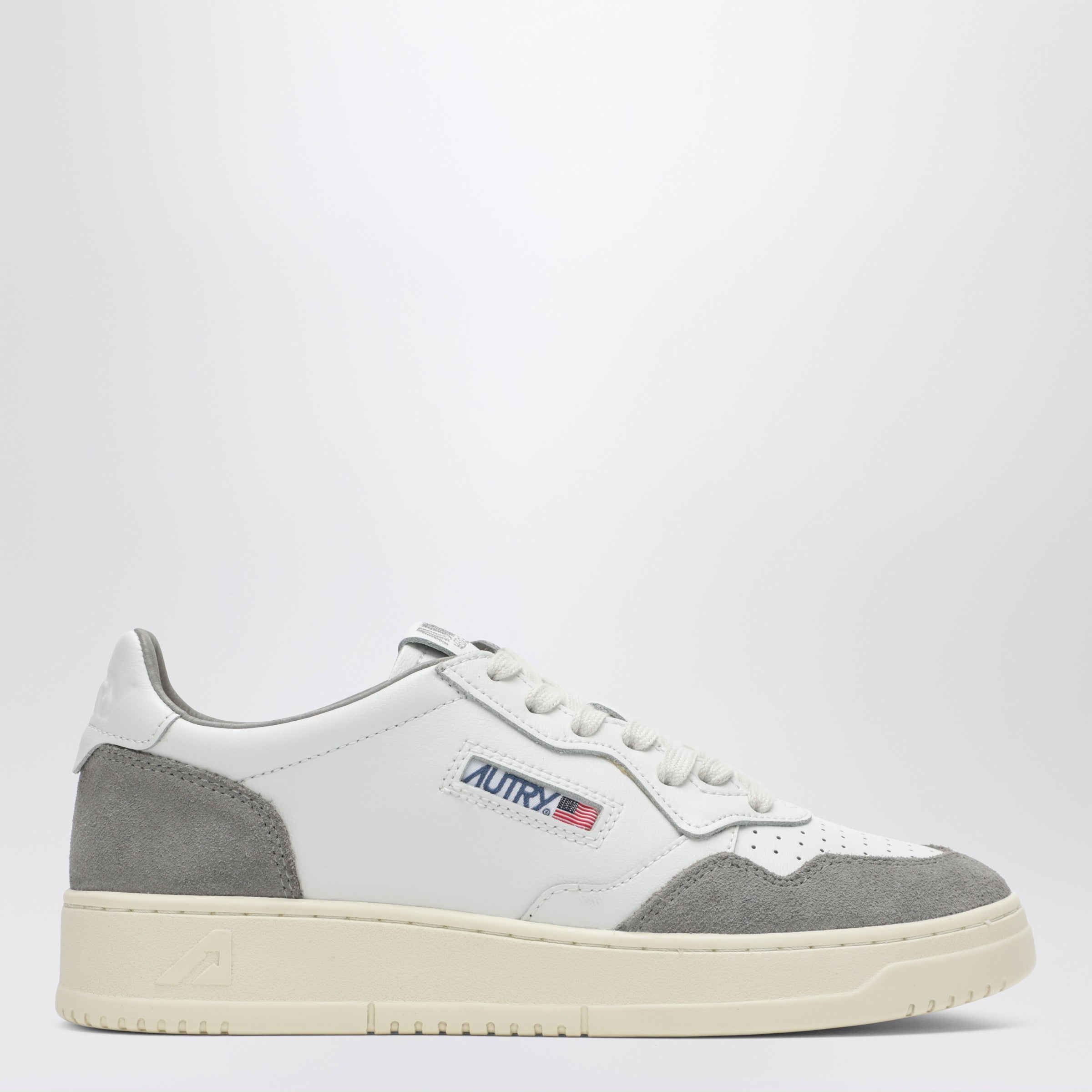 Autry Medalist Low Sneakers In White Leather And Grey Suede