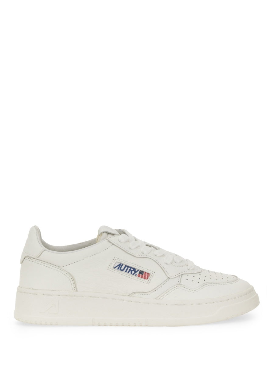 Autry Medalist Low Lace Up Sneakers