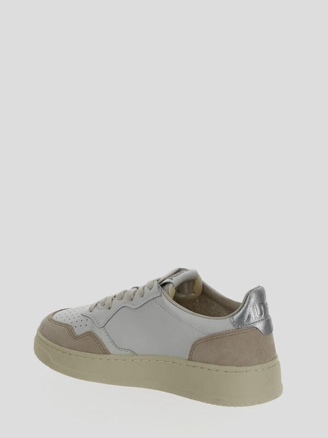 Autry Medalist Low - Leather Sneakers