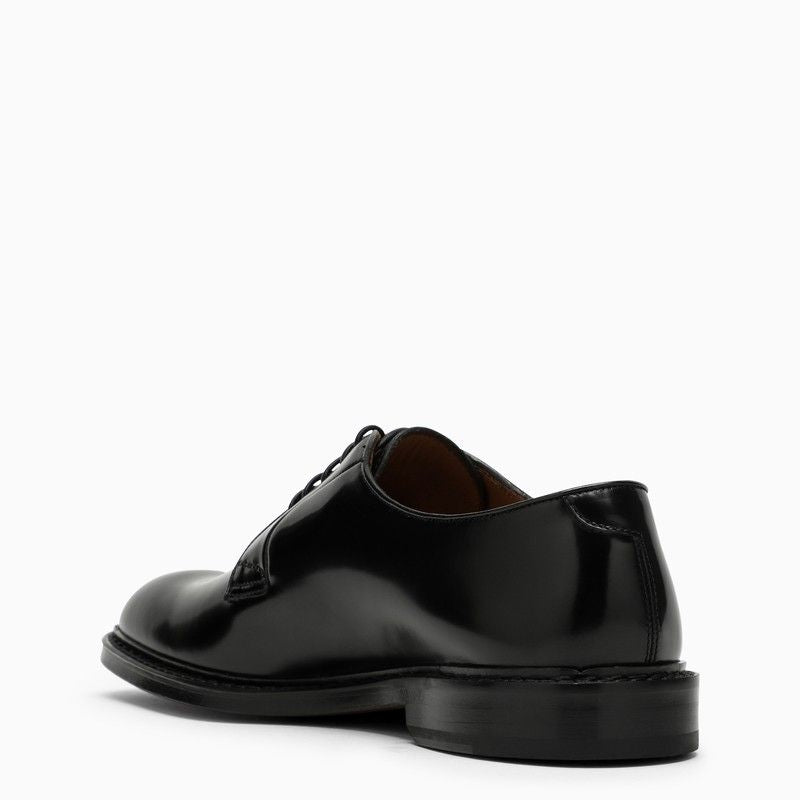 Doucal's Low Black Leather Laceup