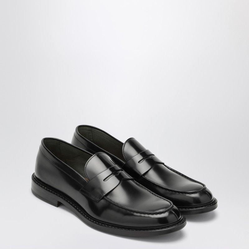 Doucal's Black Leather Classic Loafer