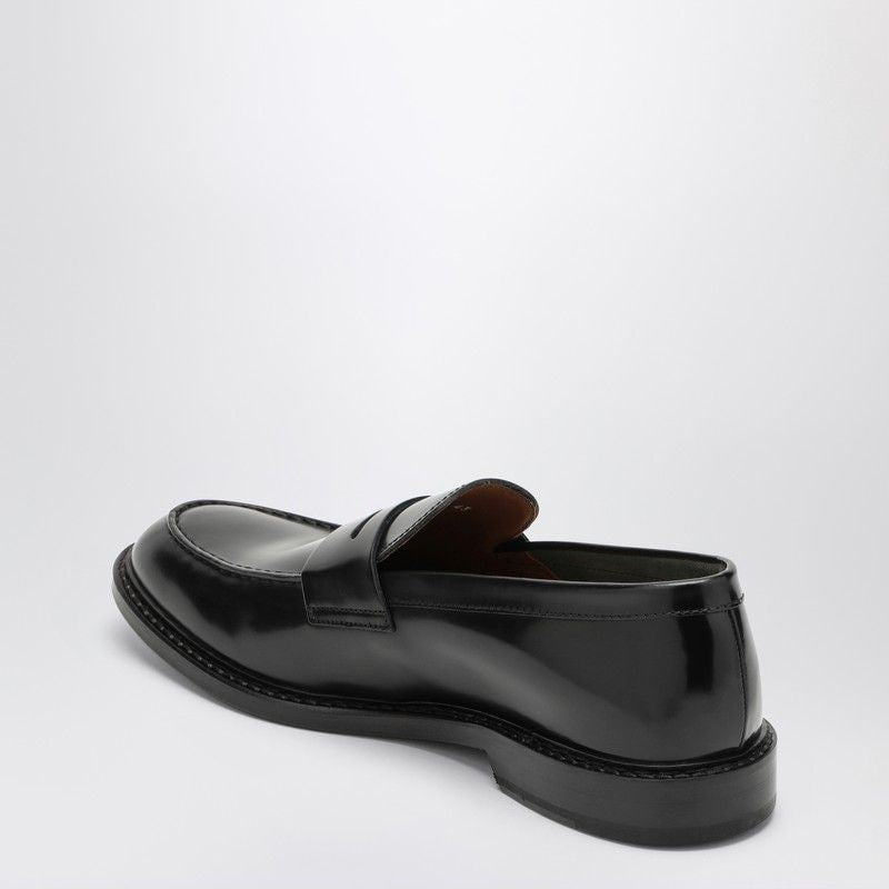 Doucal's Black Leather Classic Loafer