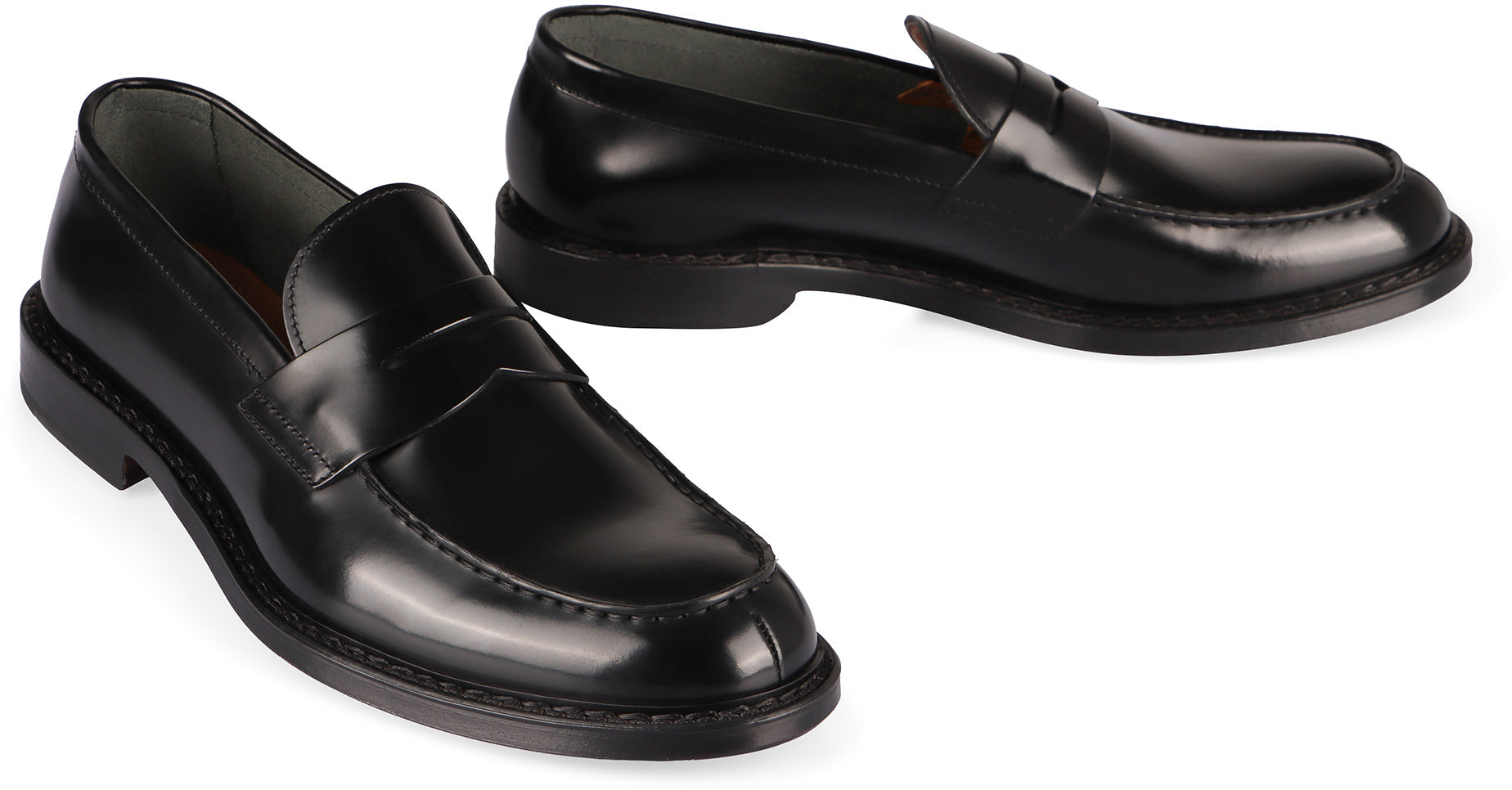 Doucal's Black Leather Classic Loafer
