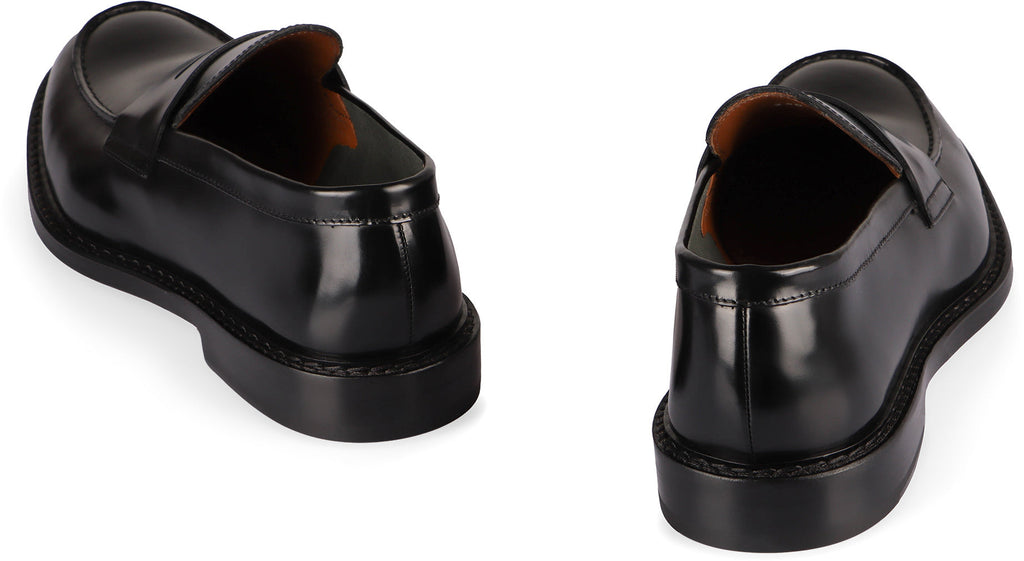 Doucal's Black Leather Classic Loafer