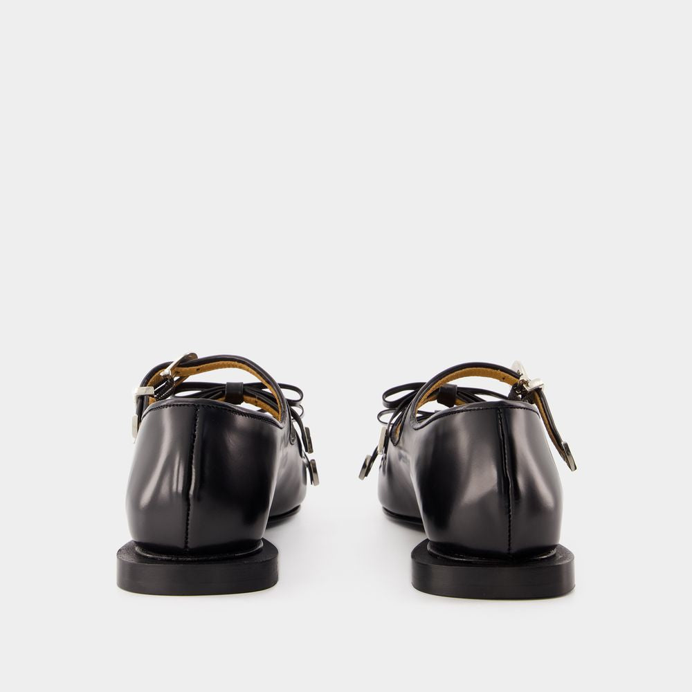 Toga Pulla Aj1344 Ballerinas