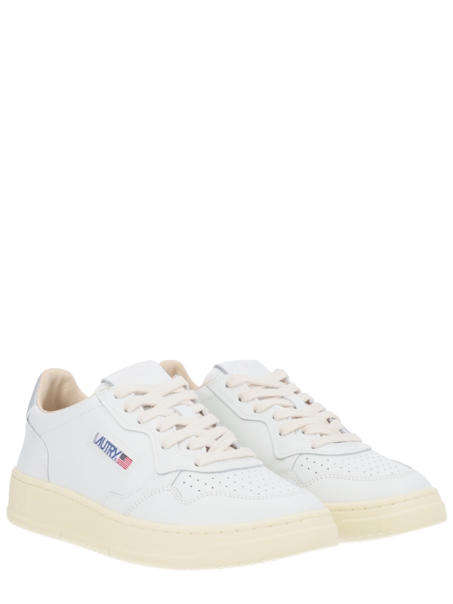 Autry "Medalist Low" Sneaker