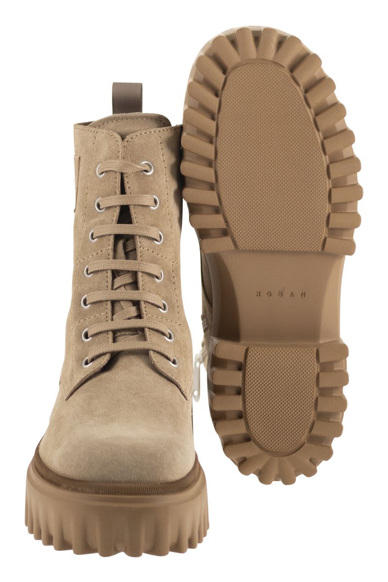 Hogan H700 - Suede Ankle Boots With Lug Sole