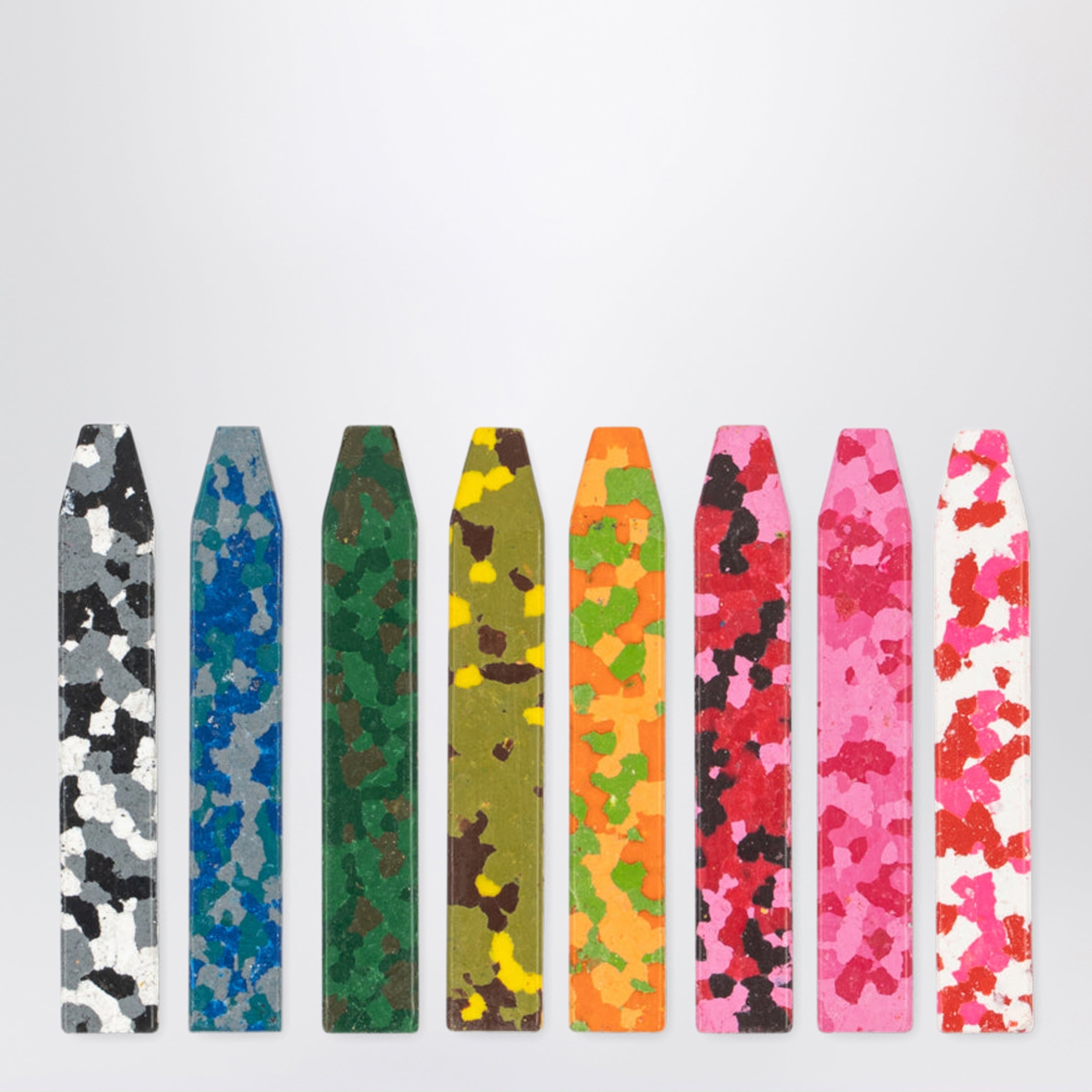Konges Sløjd Colourful Confetti Wax Crayons