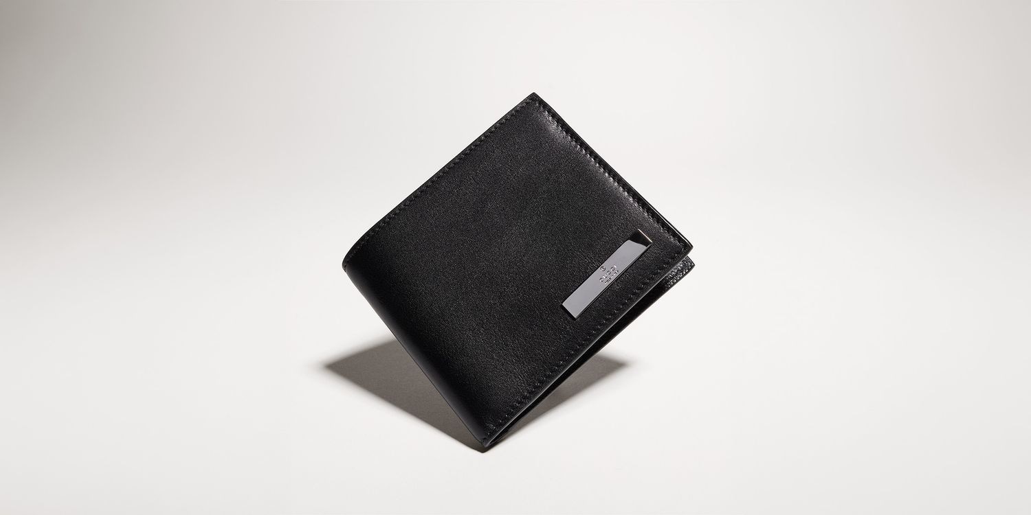 Gucci Leather Bifold Metal Accent Wallet
