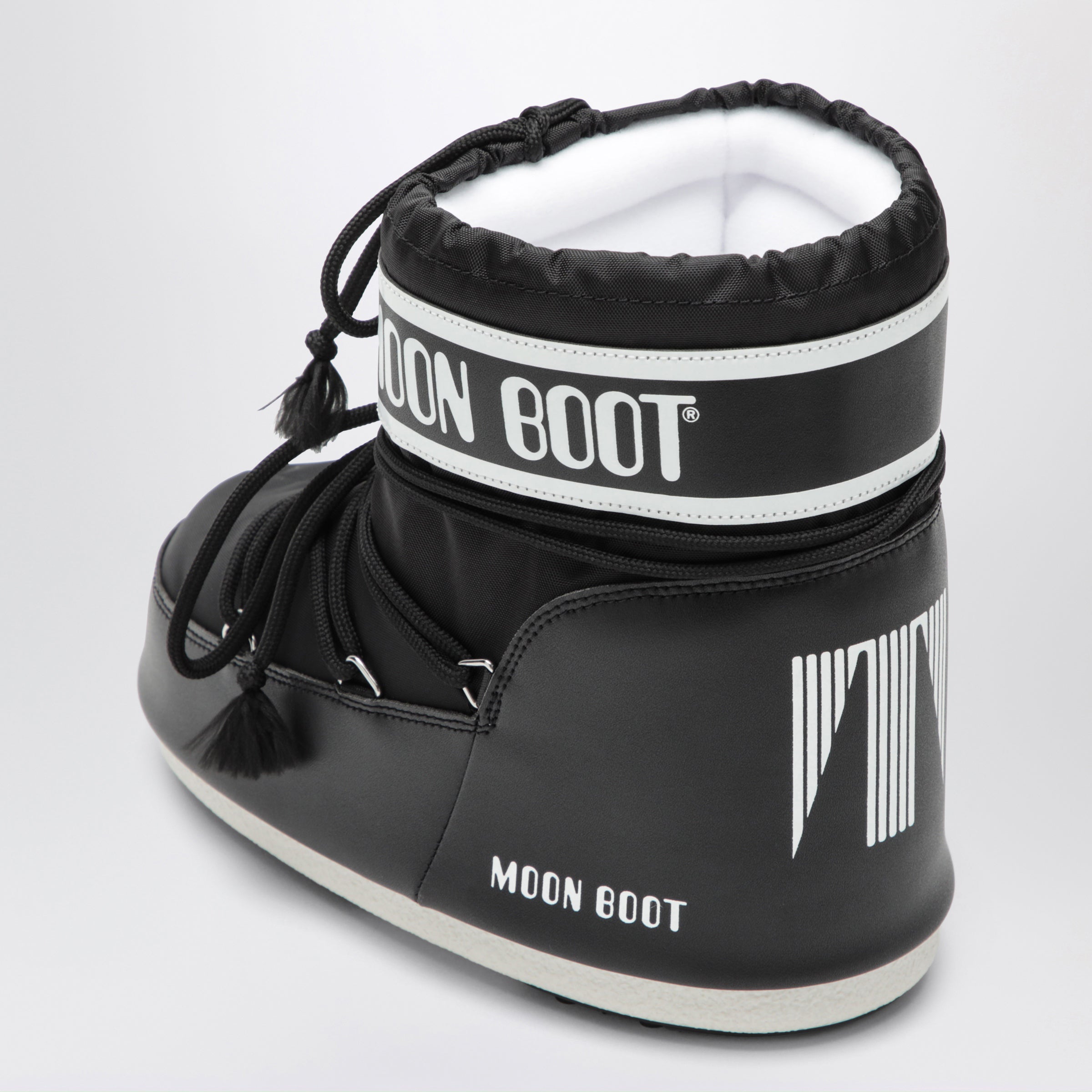 Moon Boot Icon Low Boot In Black Nylon