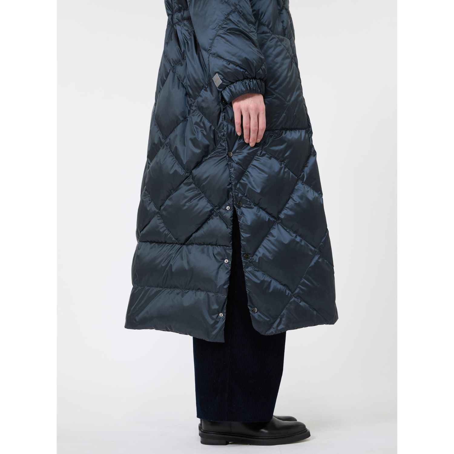 Max Mara The Cube Mtcabete Quilted Coat Blue