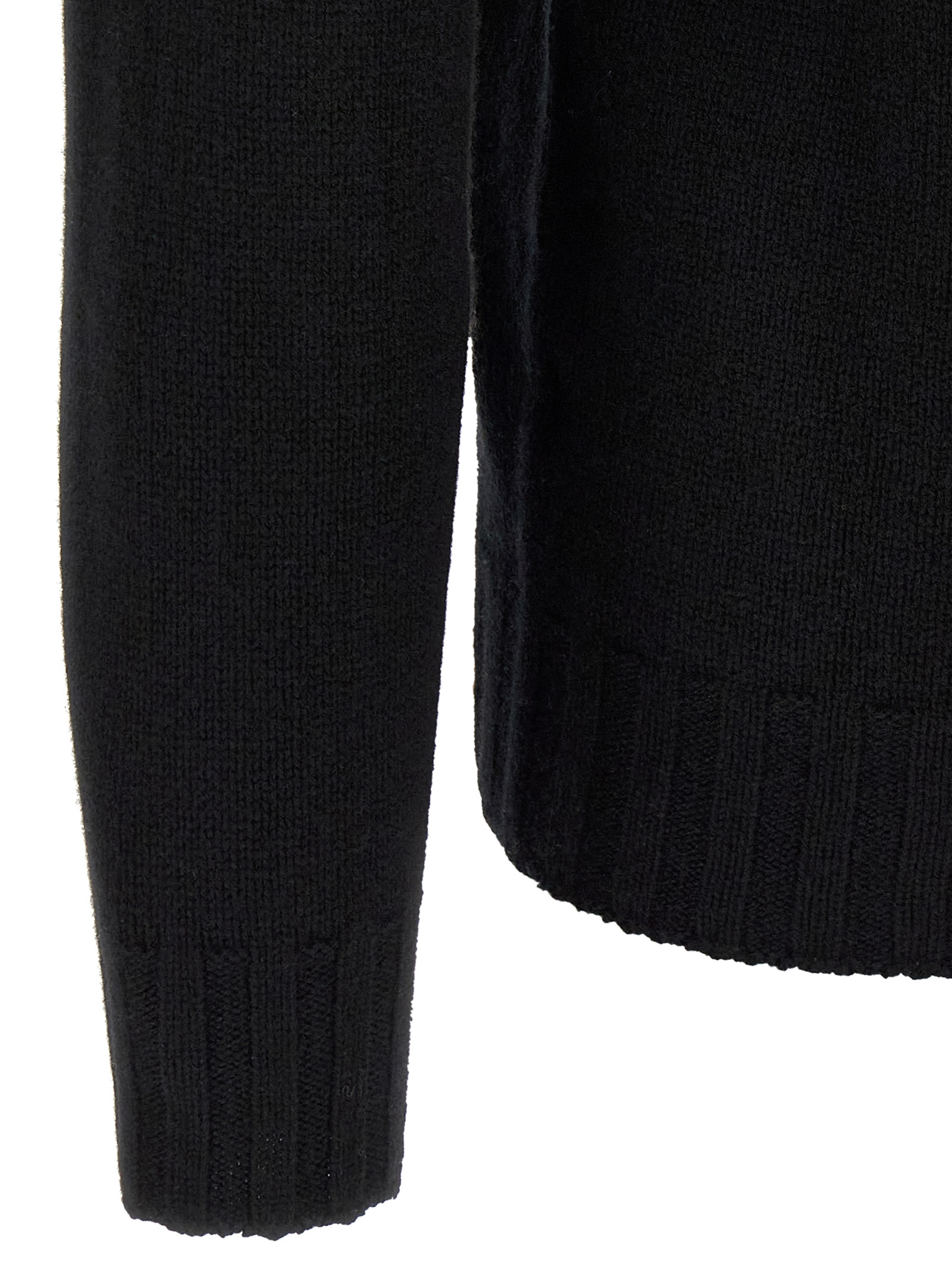 Oliver Lattughi Cashmere V-Sweater