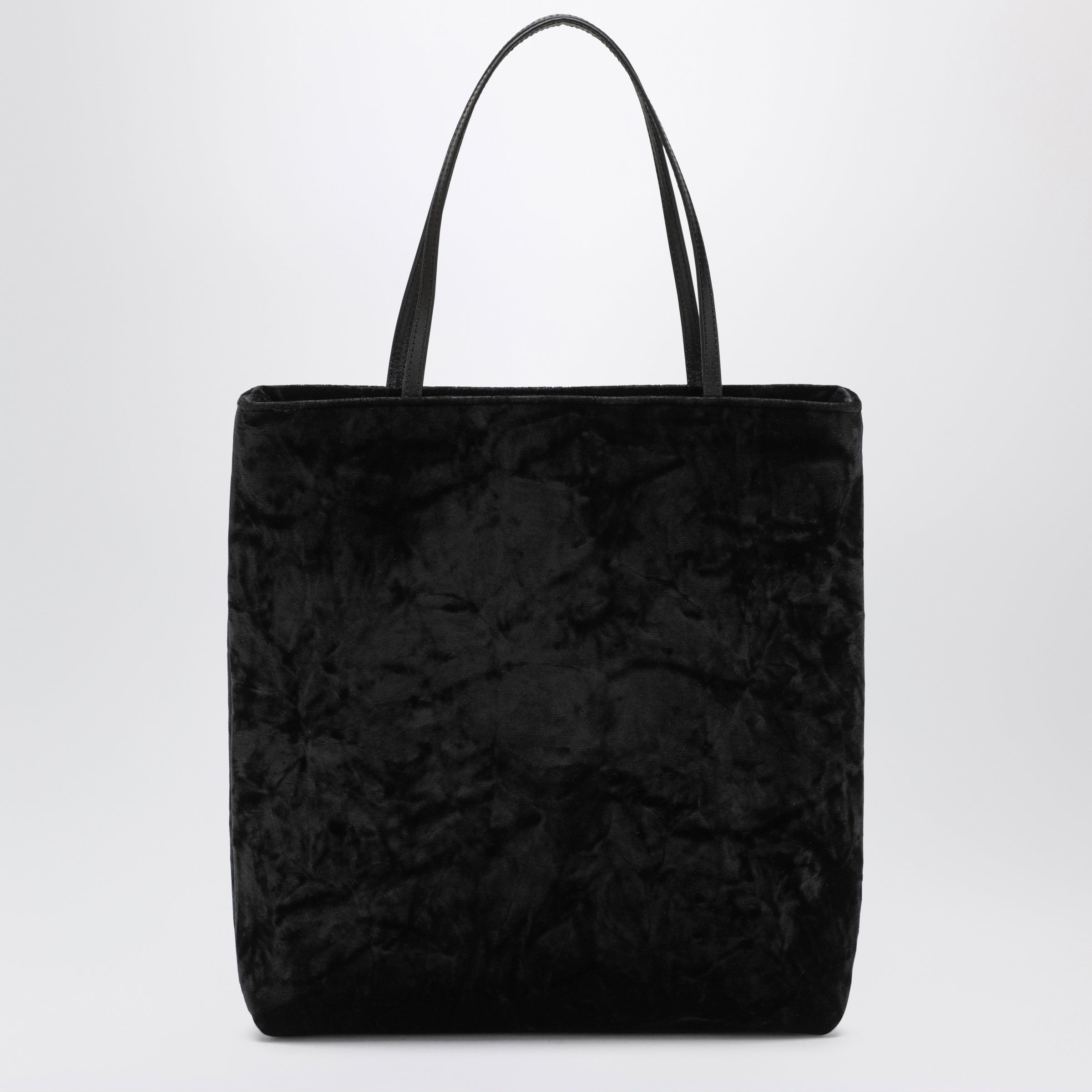 Valesque Thea Black Bag In Velvet