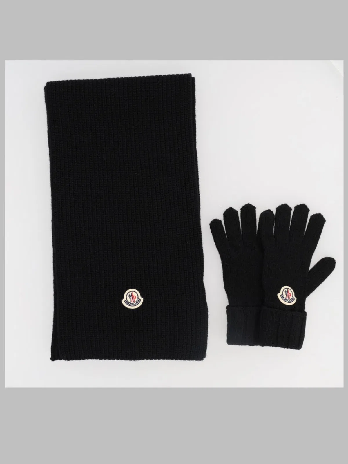 Moncler Set Sciarpa E Guanto Tricot