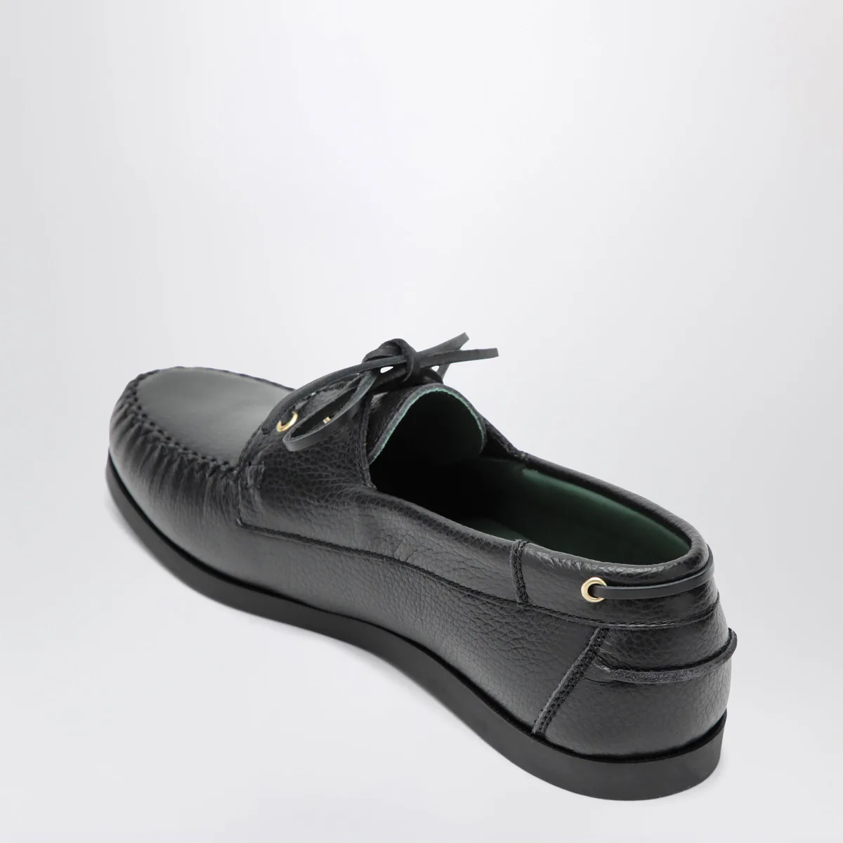 Vinny's Black Boat Shoe In Leather