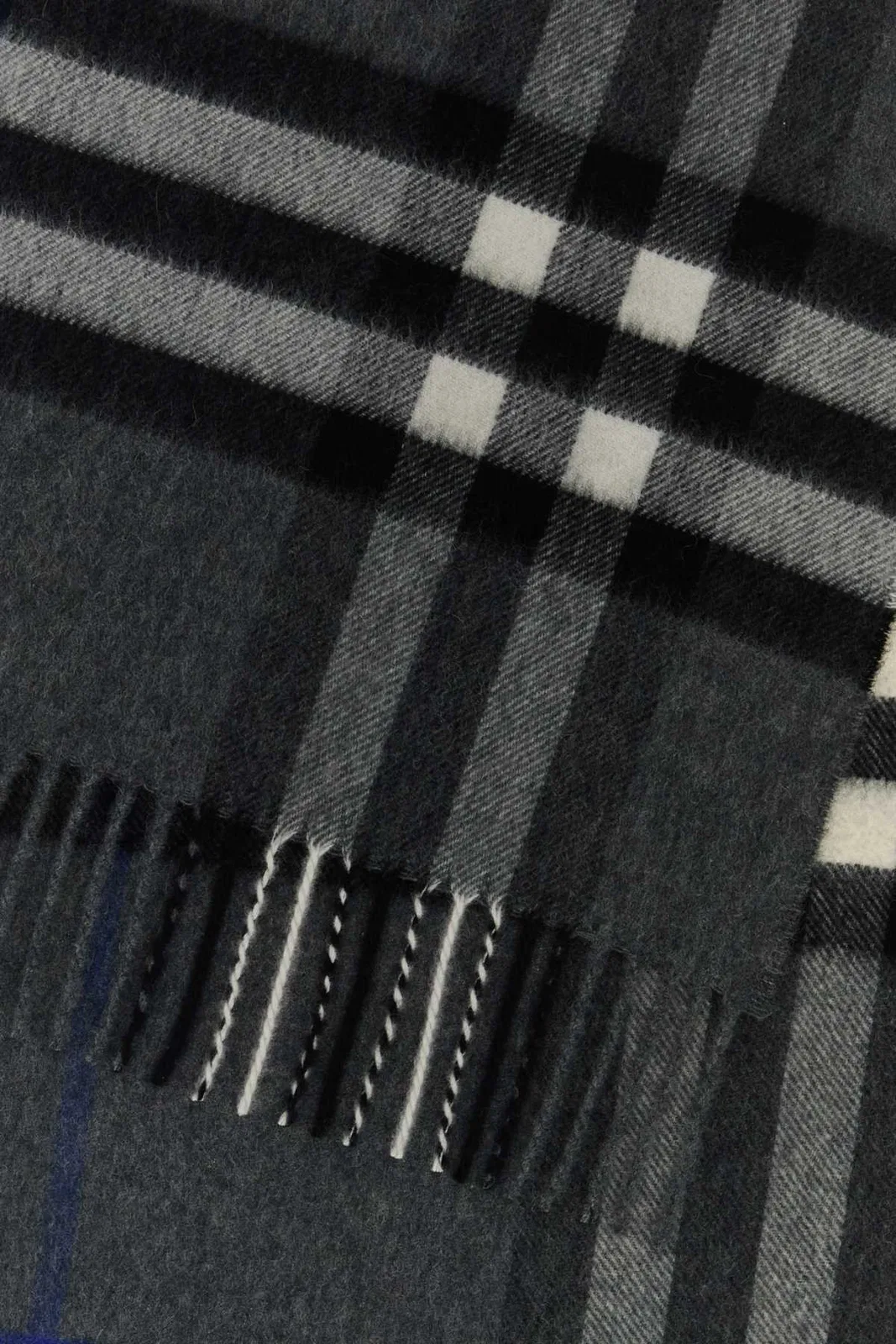 Burberry Mu Giant Chk Cs Sc
