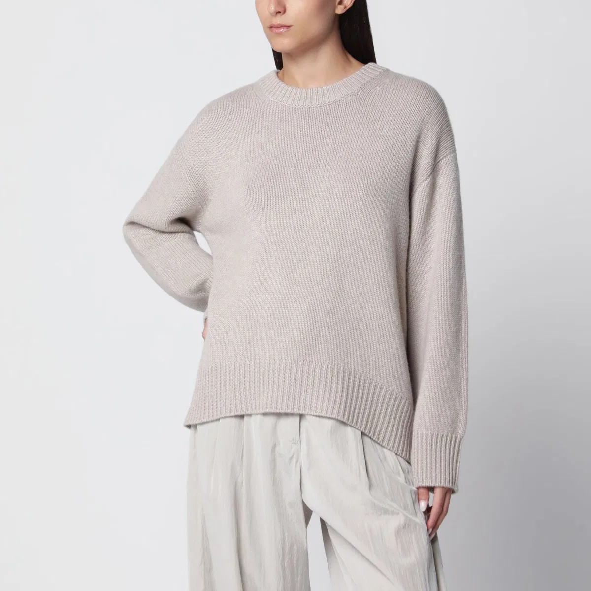 Lisa Yang Noor Crewneck Sweater In Sand Cashmere