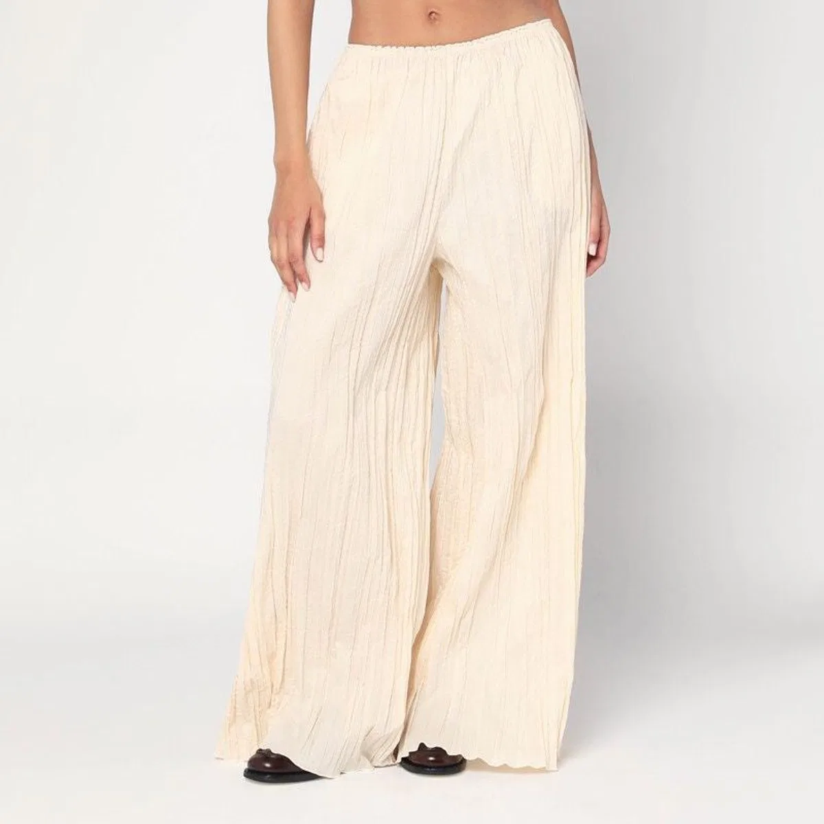 Mkdt studio Pinola-Atelier Pleated Fabric Ivory Trou
