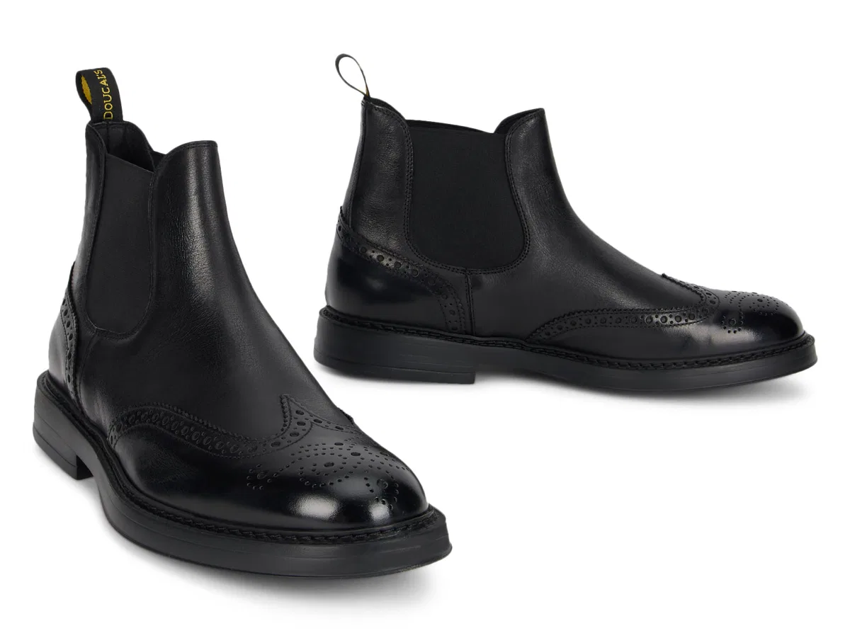 Doucal's Ankle Boot In Leather