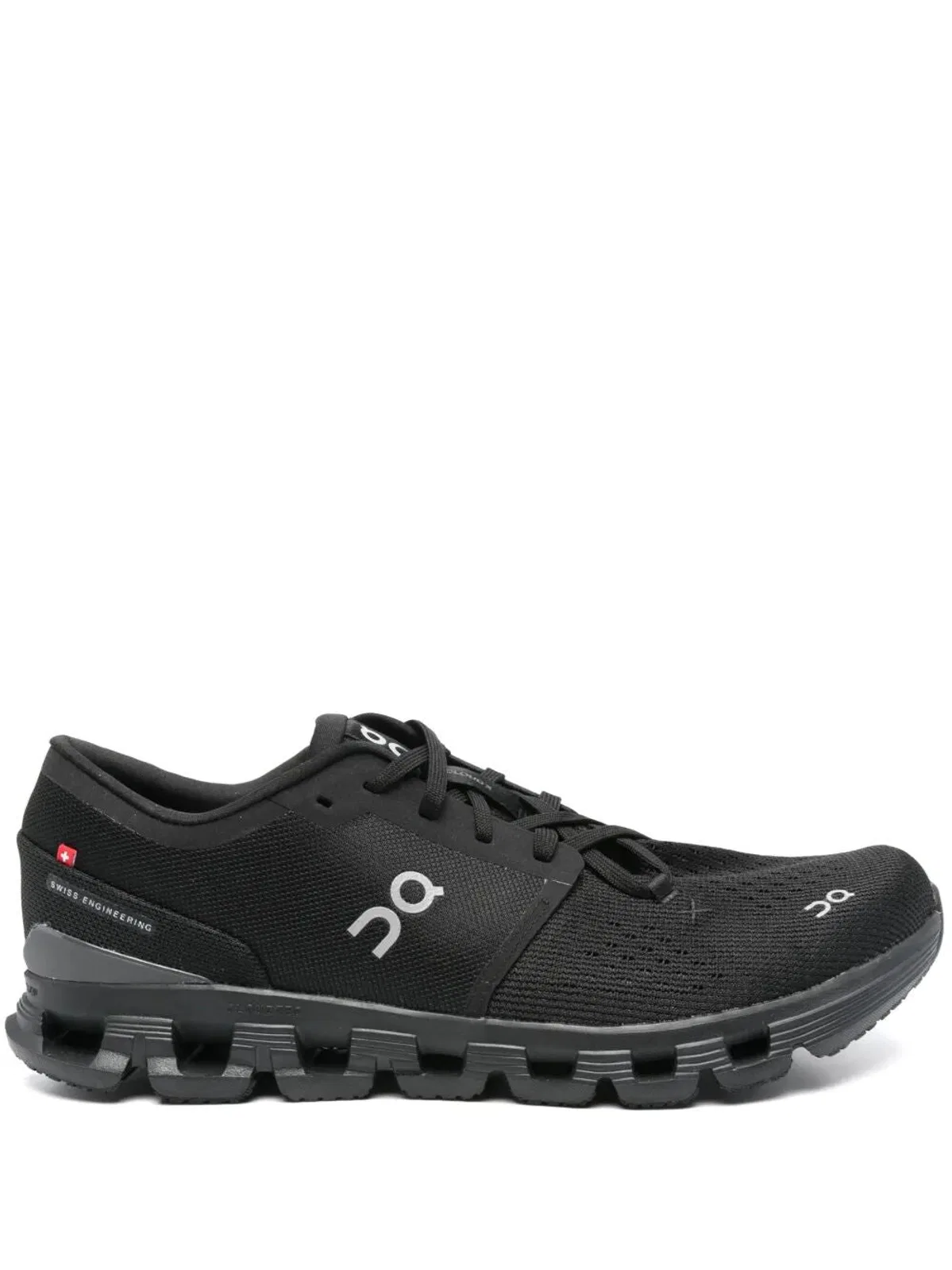 On Running "Cloud X 4" Sneakers