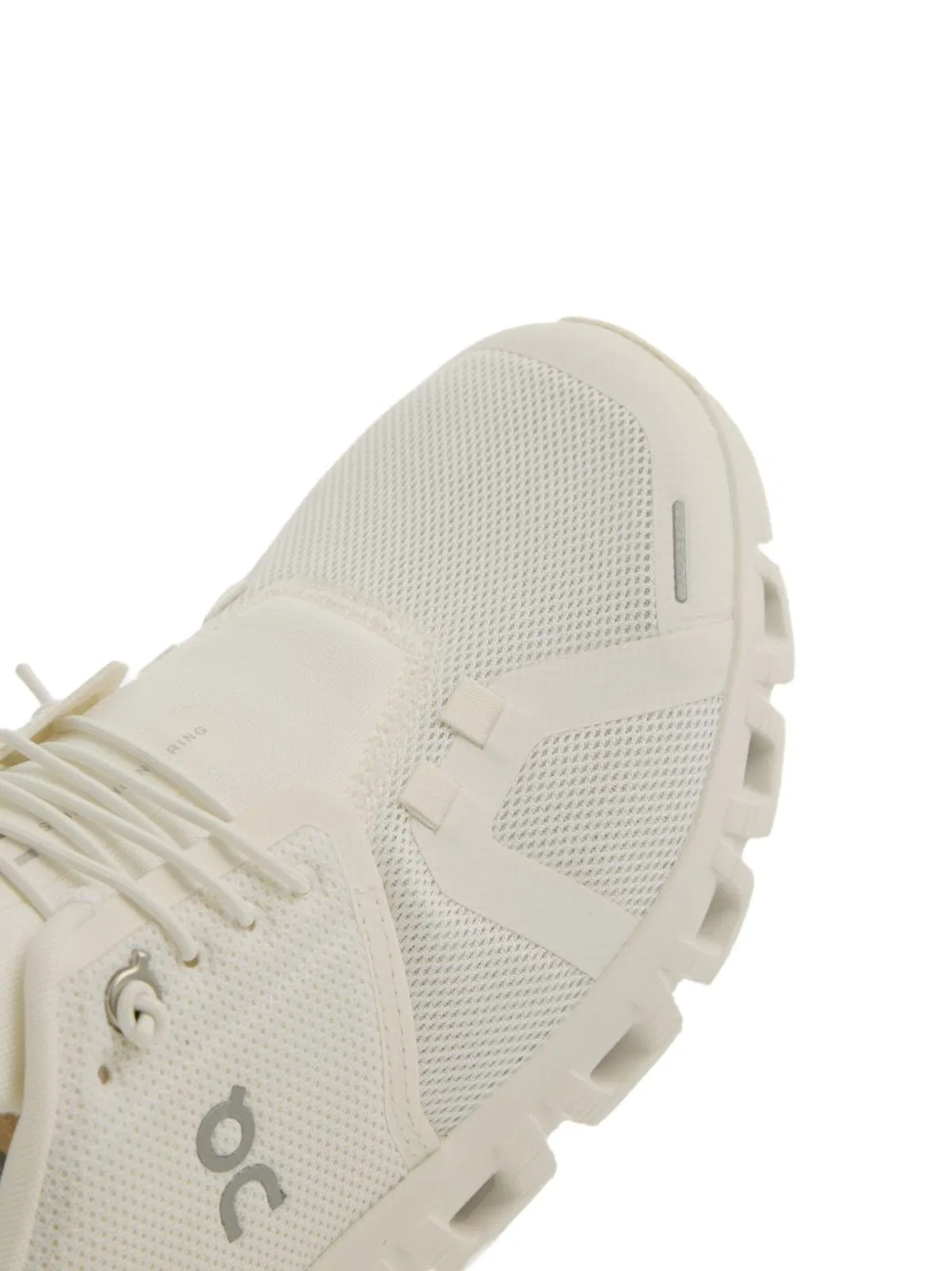 On Running White Mesh Cloud 6 Sneakers