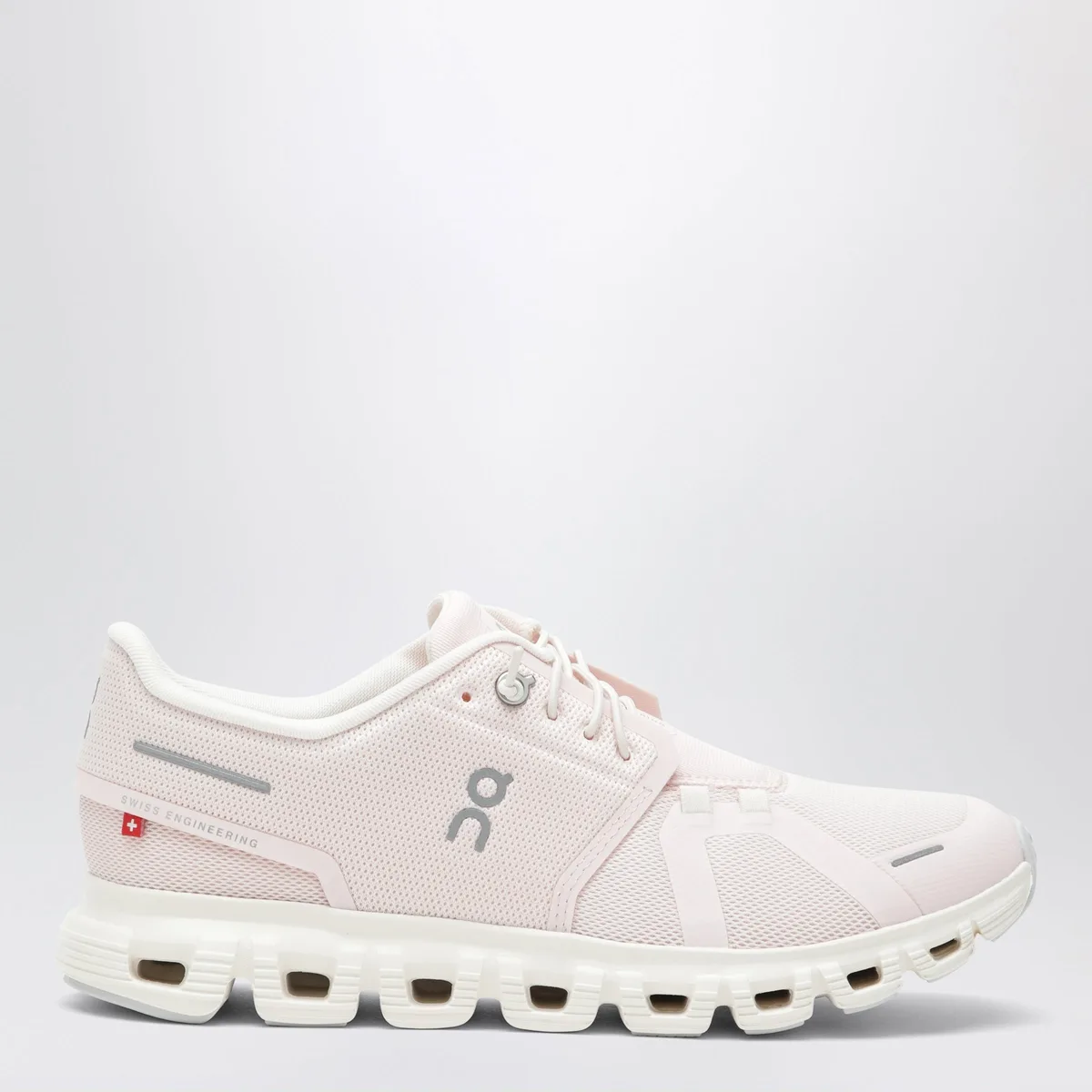 On Cloud 6 Salt/Gardenia Sneakers