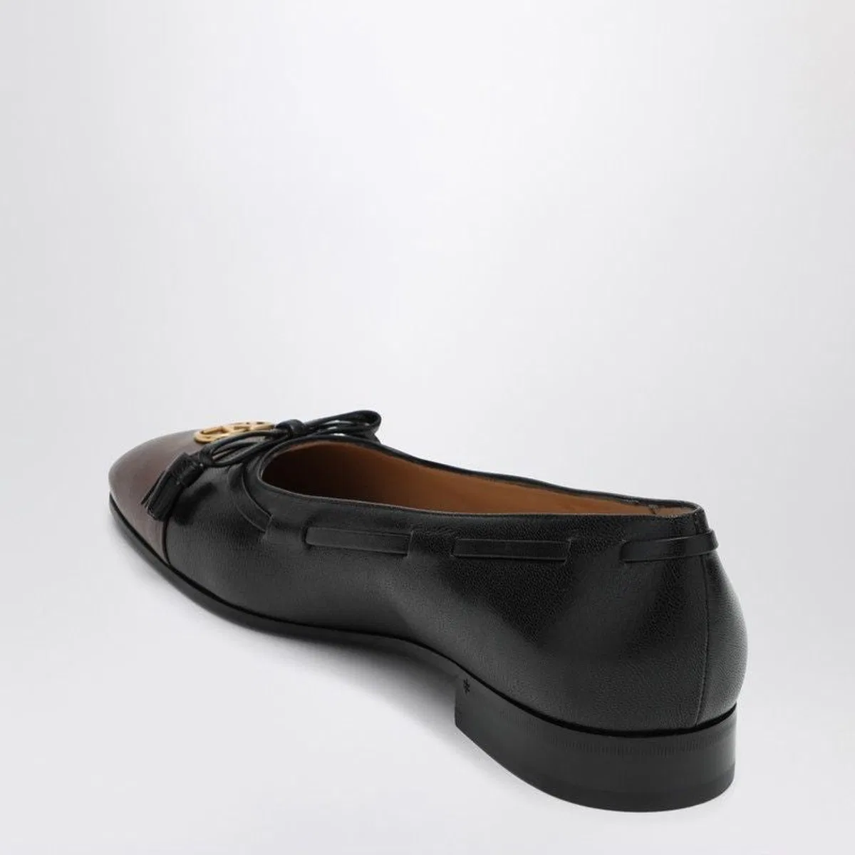 Valentino Garavani Black Leather Valet Du Roi Ballerinas