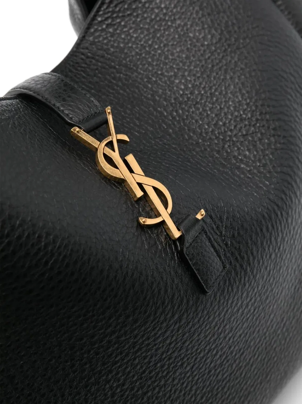Saint Laurent Le 5 A 7 Bea