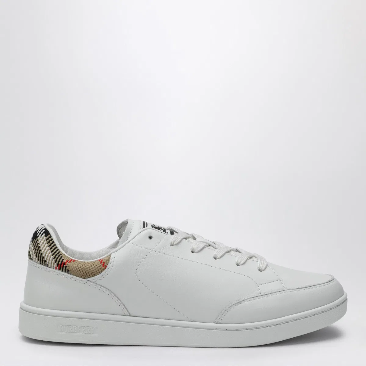 Burberry Set Sneakers In White Leather And Check