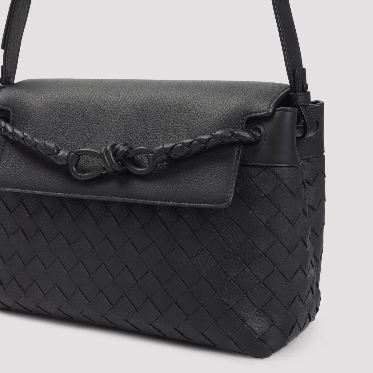 Bottega Veneta Black Small Andiamo Messenger Gummy