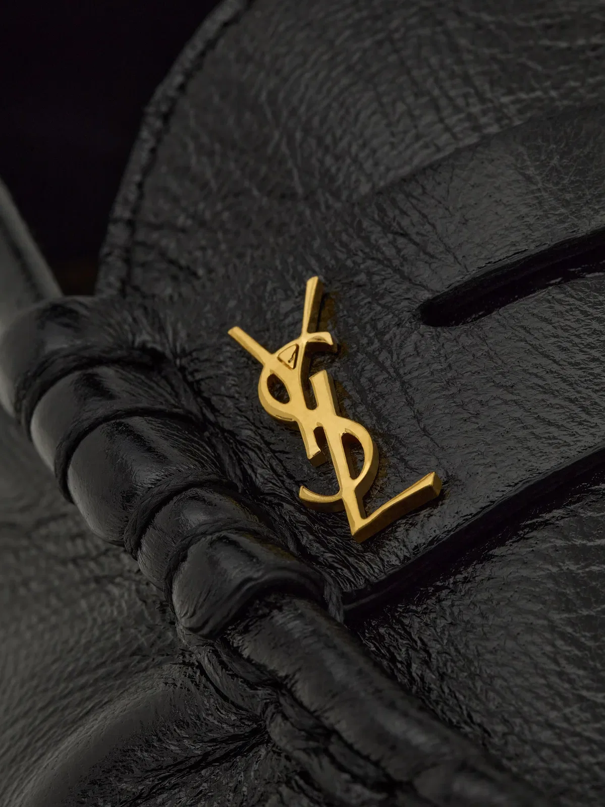 Saint Laurent Le Loafer Supple In Shiny Leather