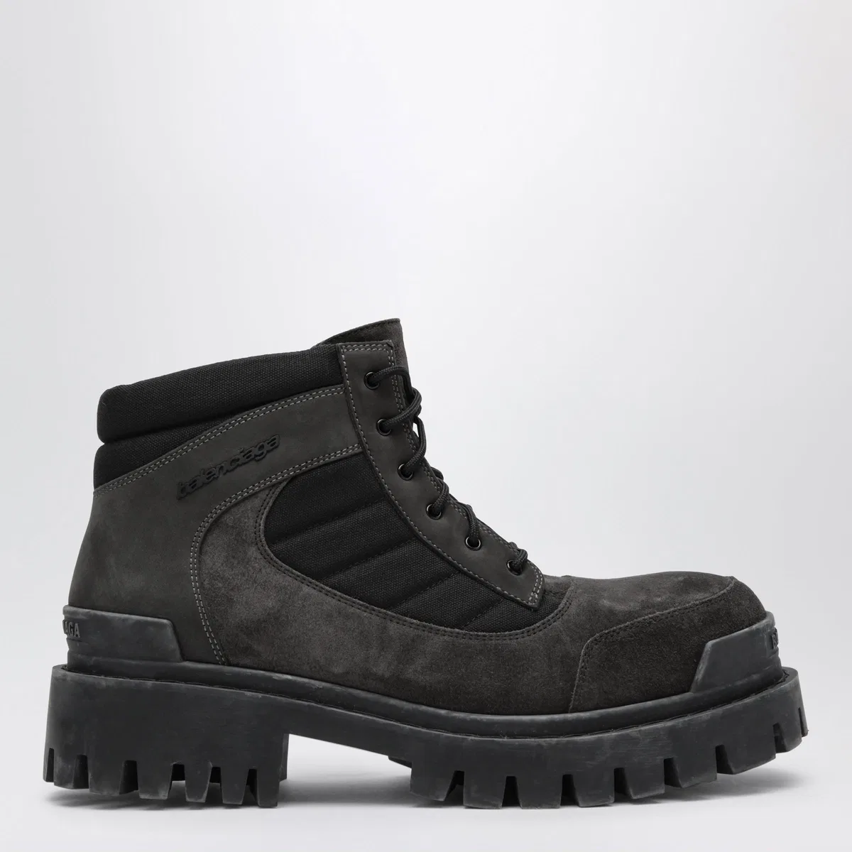 Balenciaga Combat Strike Low Lace-Up Suede Boots Br