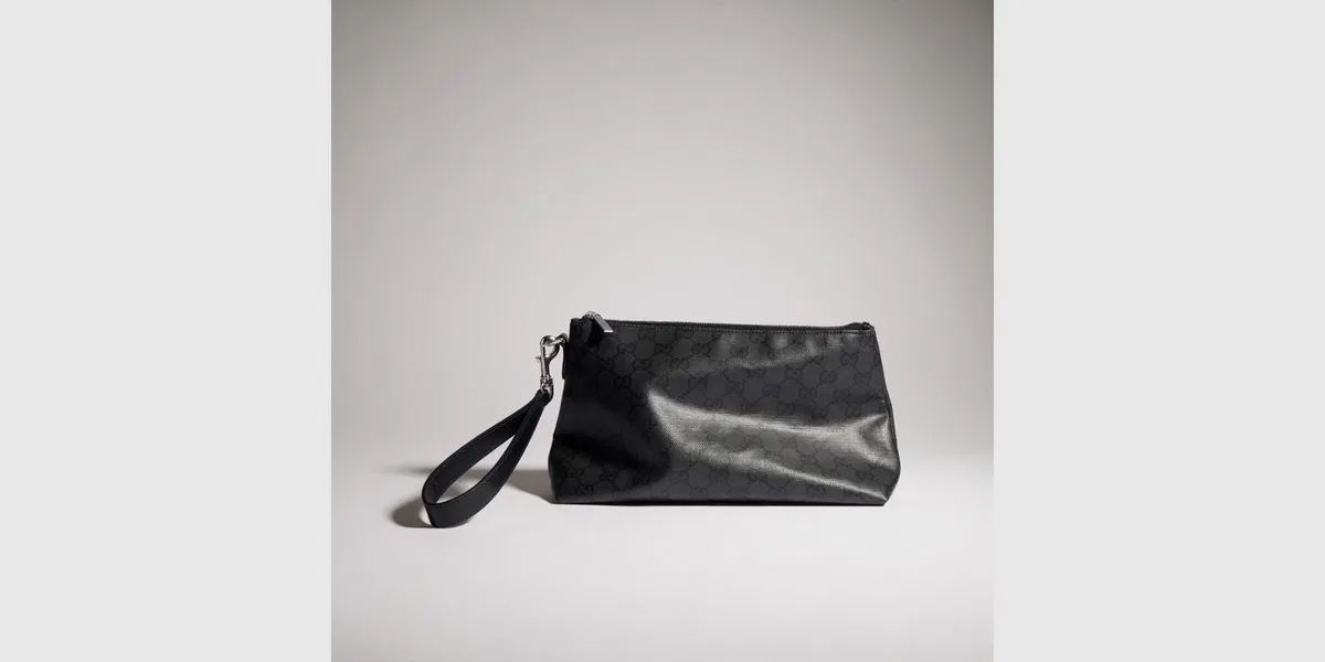 Gucci Wristlet Clutch With Logo Pattern