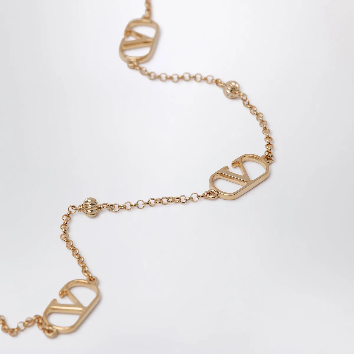 Valentino Garavani Vlogo Signature Necklace In Gold-Tone Me