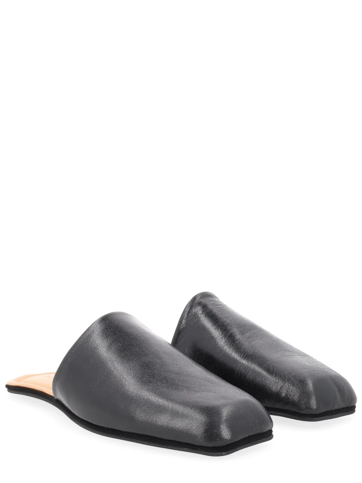 Our legacy Mule Cigarr In Black Leather