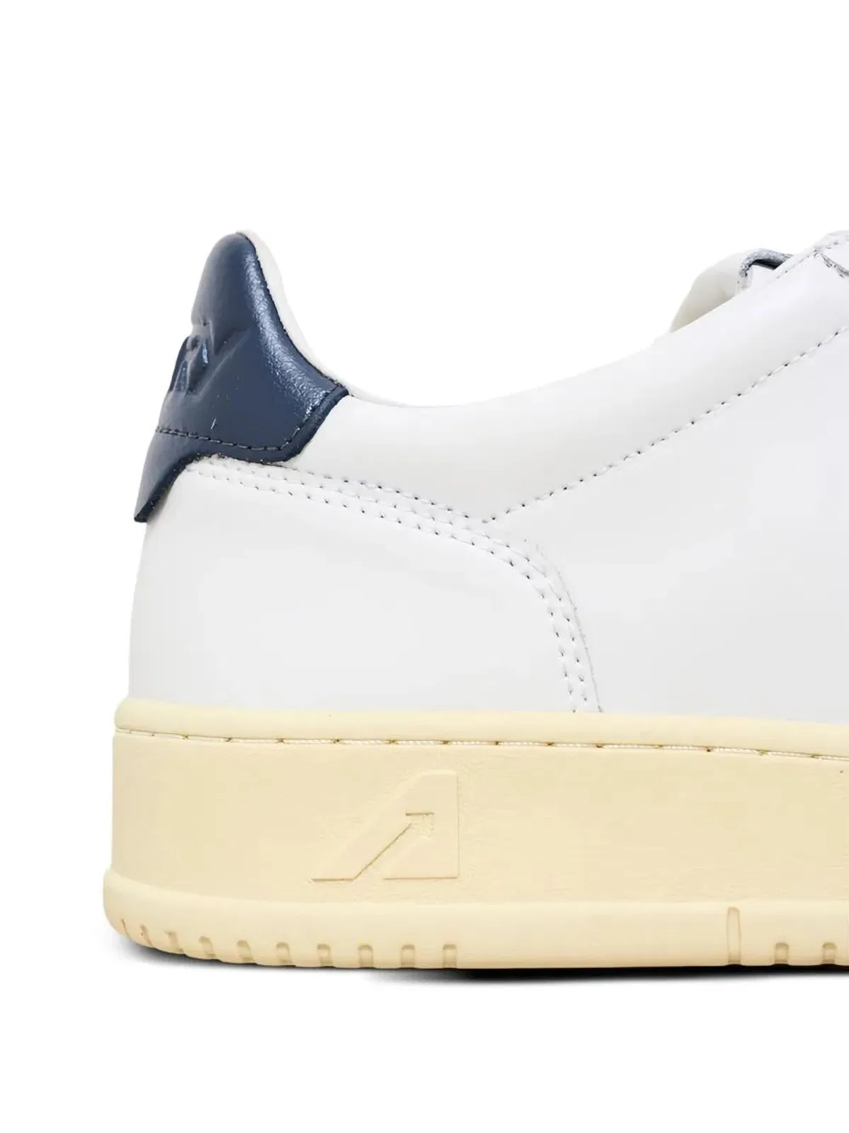 Autry Medalist Low Sneakers