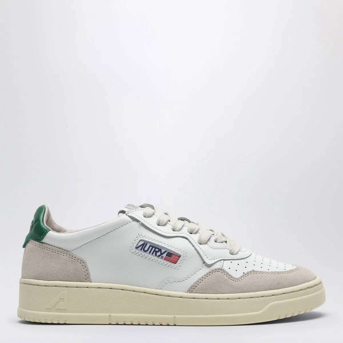 Autry Medalist Sneakers In White/Green Leather