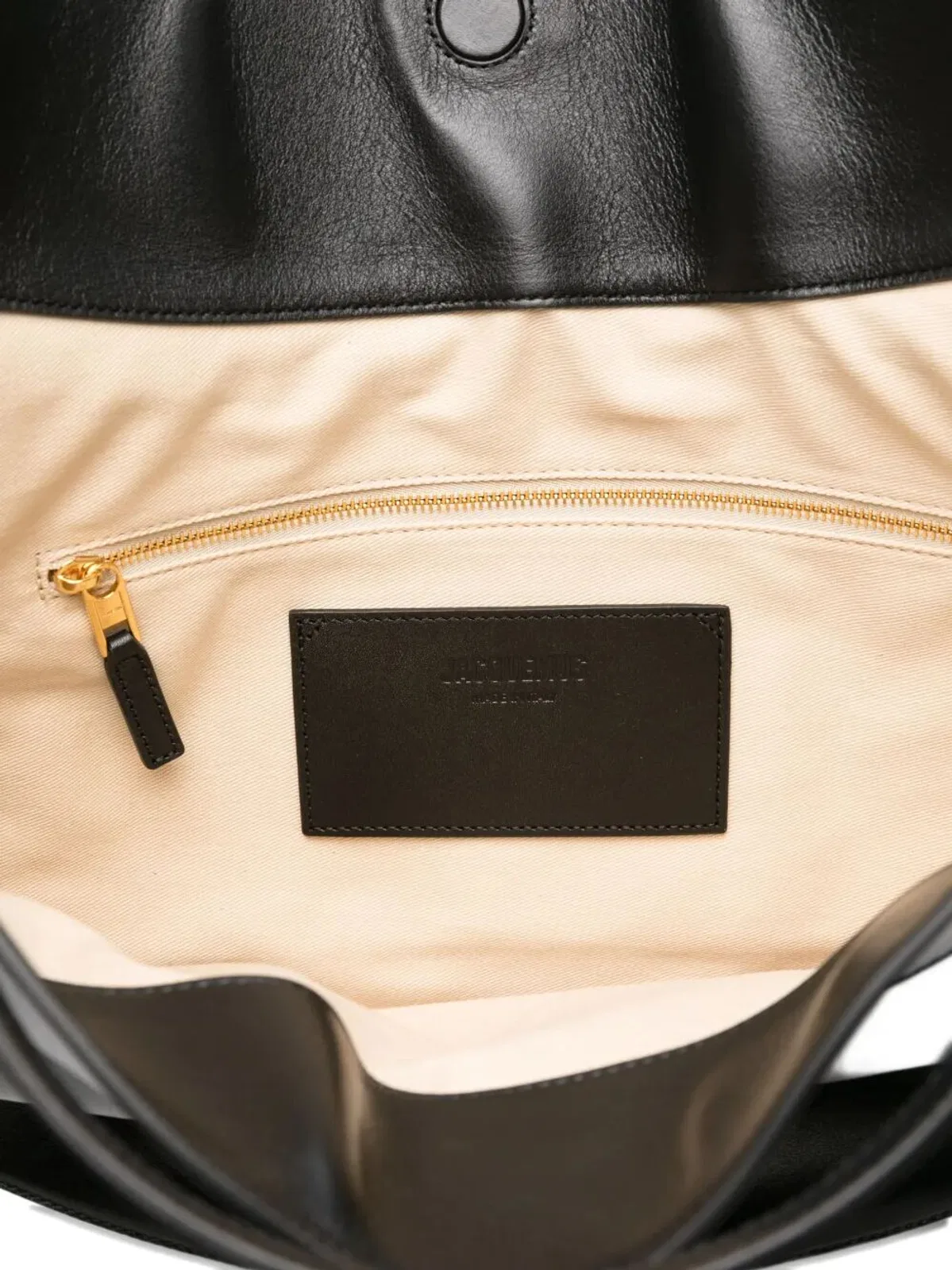 Jacquemus The Ovalo Bag
