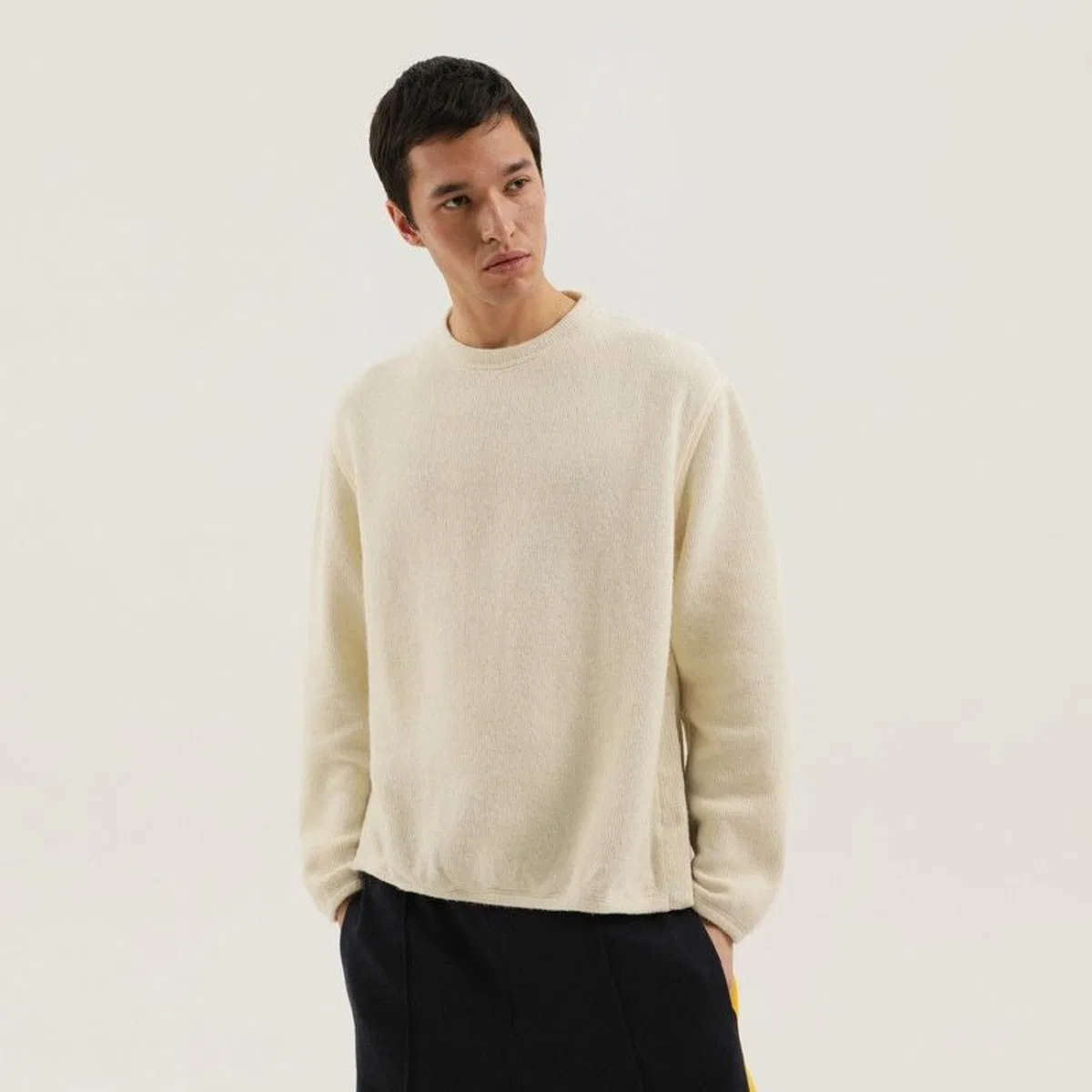 1989 studio White Ribbed Sweater With Slits