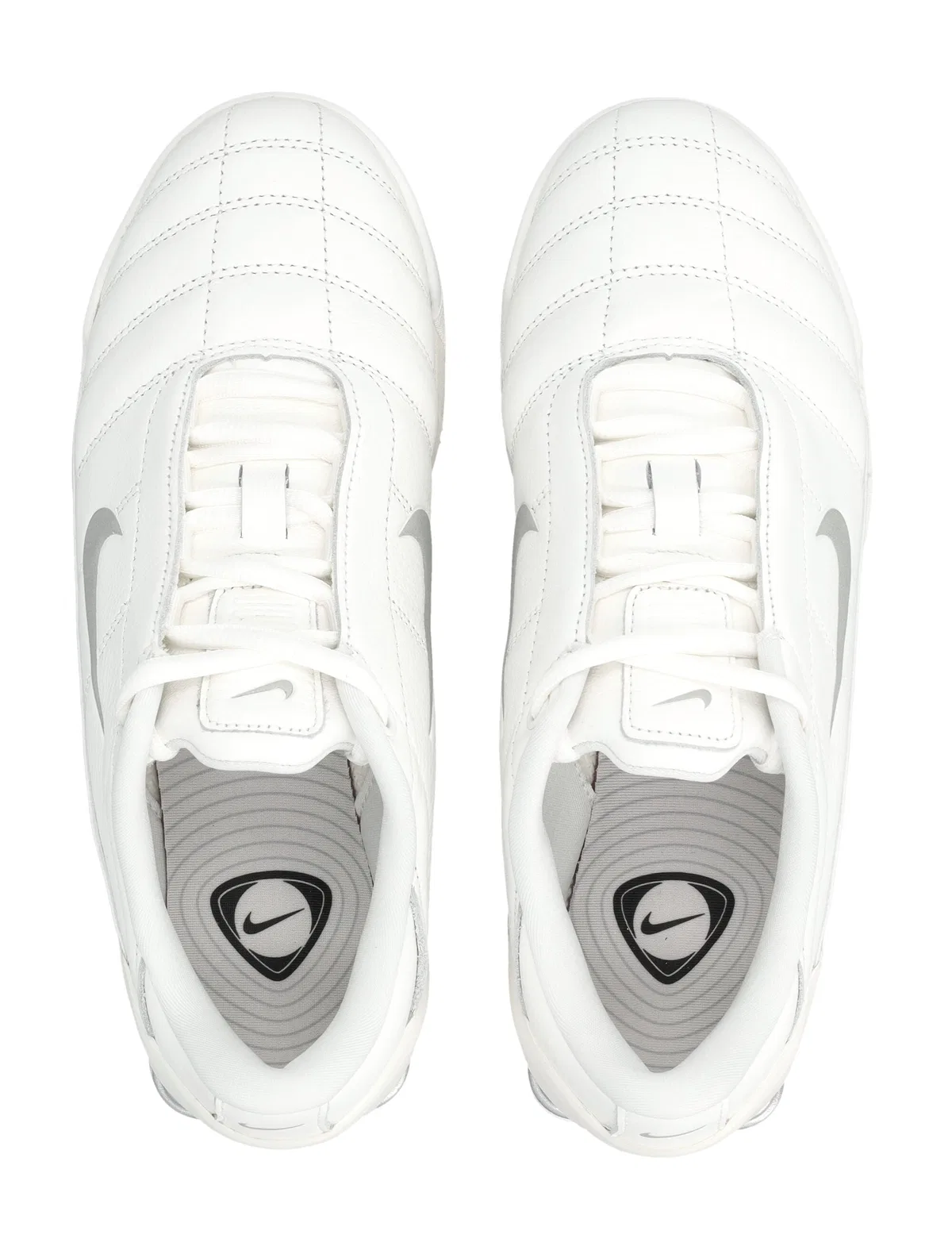 Nike Womenโs Total 90 Shox Magia
