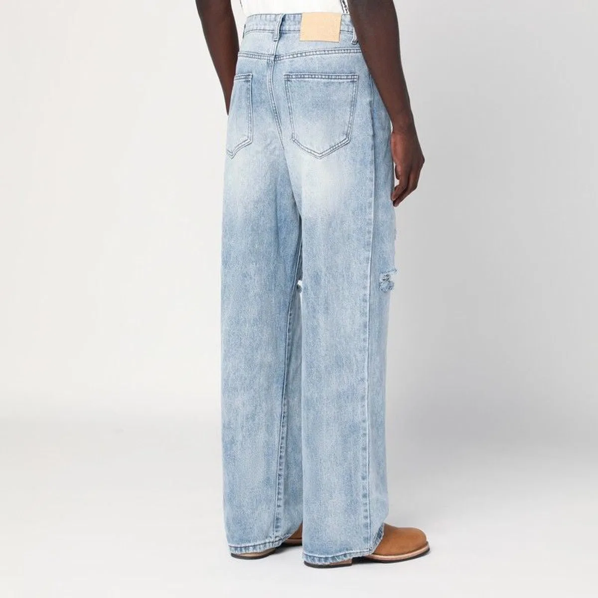 Basketcase gallery Light Blue Washed Jeans With Rips