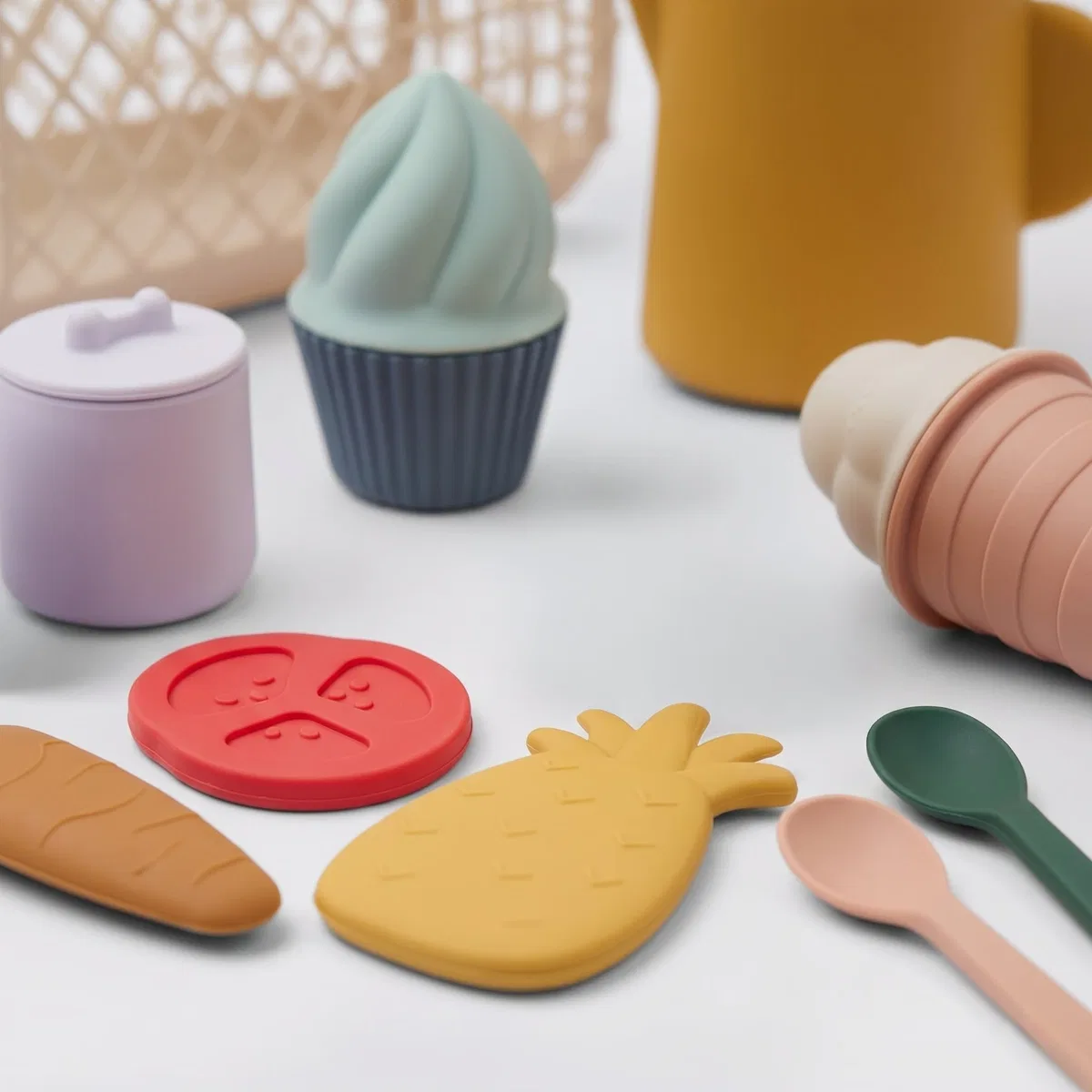 Liewood Elna Silicone Picnic Play Set