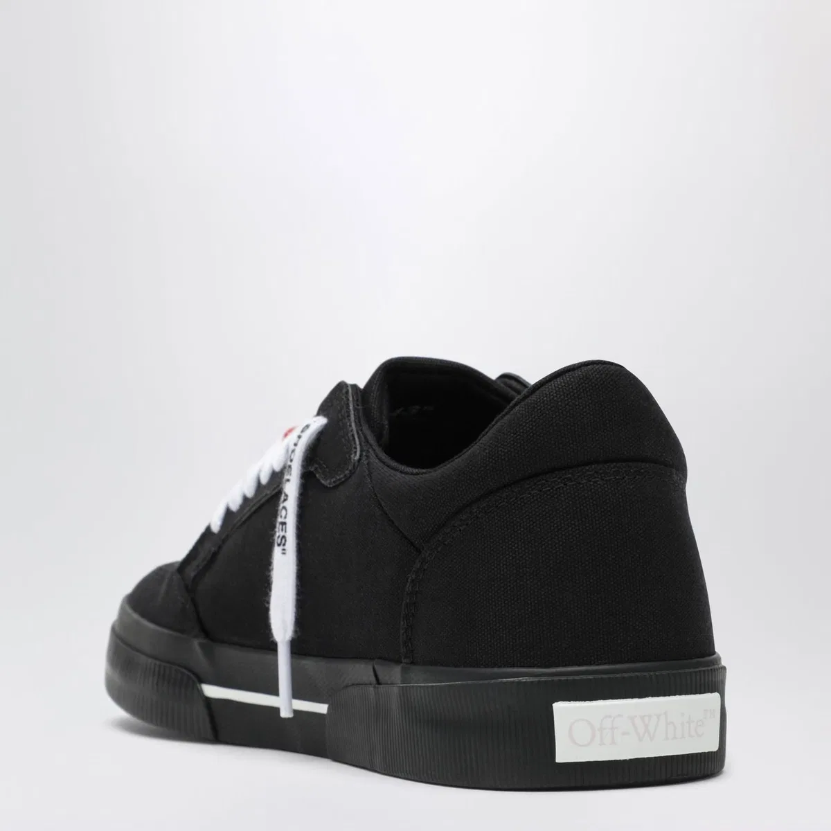 Off-White Black/White Vulcanized Low Sneakers
