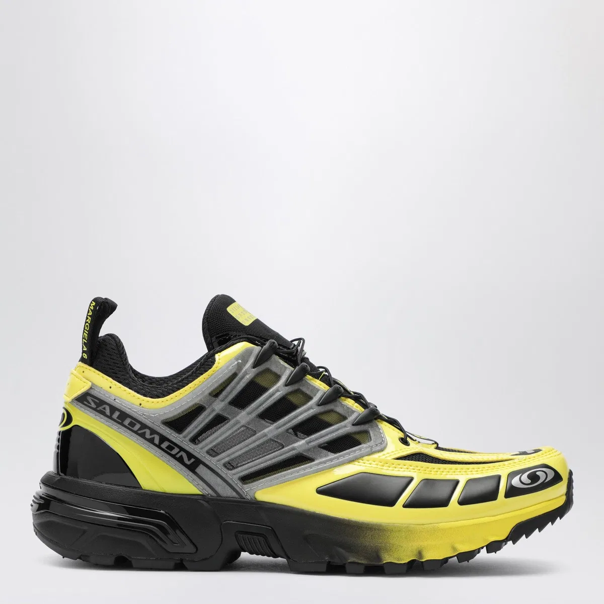 Mm6 x salomon Black/Yellow/Silver Acs Pro Sneakers