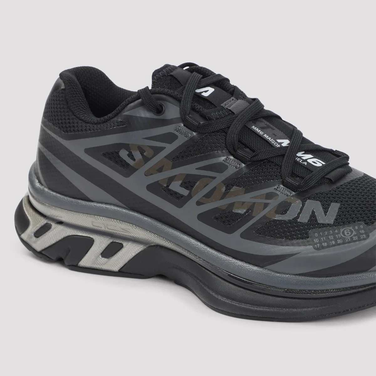 Mm6 x salomon Black And Asphalt Grey Xt Polyester Snea