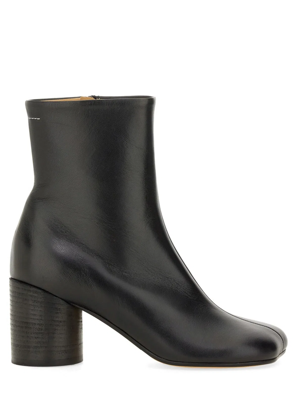 Mm6 maison margiela Tabi Ankle Boots In Nappa Leather In Bla