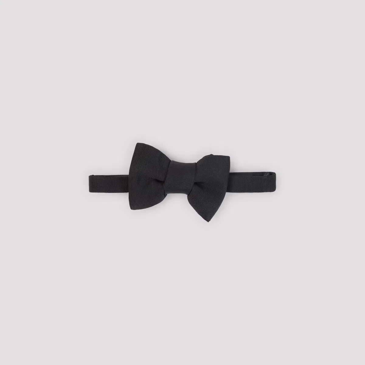 Tom Ford Black Pre-Tied Bow Tie